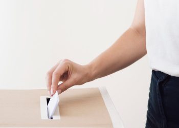 Kovo 14 dieną prasideda išankstinis balsavimas 2023 m. savivaldybių merų rinkimų antrajame ture