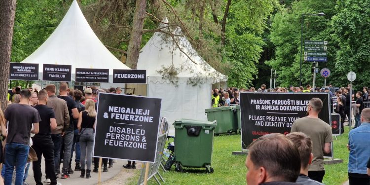 Į Vilnių plūsta „Rammstein“ gerbėjai – laukia karštas ir garsus vakaras (fotogalerija)