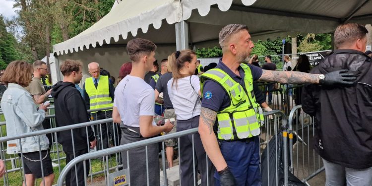 Į Vilnių plūsta „Rammstein“ gerbėjai – laukia karštas ir garsus vakaras (fotogalerija)