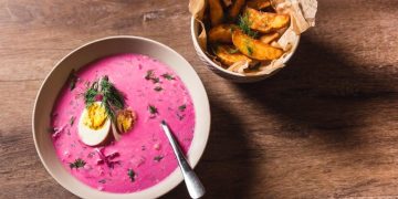 Vilnius rengia šaltibarščių festivalį: miestas nusidažys rožine spalva