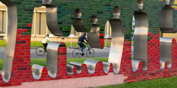 Neįtikėtina idėja dviratininkams: dviračiu nuo Europos iki Azijos, neišvažiavus iš Šnipiškių