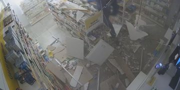 Sulaikyti asmenys, įtariami vagystėmis įsibraunant į patalpas