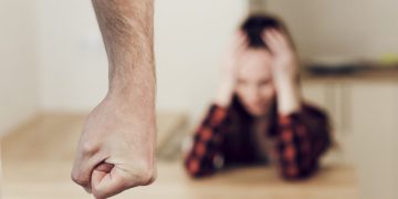 Smurto orderis: naujas įrankis kovai su smurtą keliančiais asmenimis