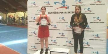 Vilniaus r. Nemenčinės sporto mokyklos boksininkės tapo Lietuvos jaunučių bokso vicečempionėmis