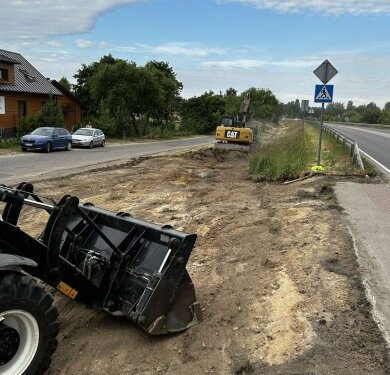 Pradėtas tvarkyti pėsčiųjų ir dviračių takas Trakuose, Aukštadvario g.