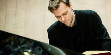 „Užutrakio vakarams“ žymus pianistas A. Žlabys skiria ypatingą dovaną