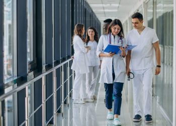 Savivaldybių atsakymas A. Dulkiui: neatsakingi teiginiai atskleidžia pačios sveikatos politikos ir skubotų reformų spragas