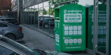 Džiugi žinia Vilniaus rajono gyventojams: statomi pirmieji tekstilės konteineriai