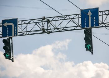 Keičiamas eismo organizavimas Vilniaus Geležinio Vilko g.–Molėtų pl.–Mokslininkų g. sankryžoje