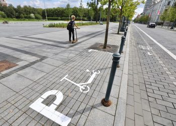 Vilniuje įrenginėjamos el. paspirtukams skirtos stovėjimo vietos
