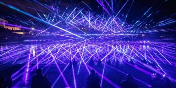 „Sostinės dienose“ – ateities Vilnius didžiausiame lazerių šou