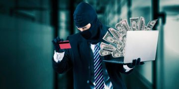 Atsargiai: vasarą padaugėja su kelionėmis susijusių sukčiavimo atvejų