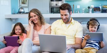 Rugpjūčio 23-oji – internautų diena: kas sukūrė internetą ir kaip atrodė pirmasis „WWW“ puslapis?