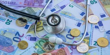 Pritarta siūlymui skirti per 20 mln. eurų daugiau nei sutarta suteiktoms sveikatos priežiūros paslaugoms apmokėti