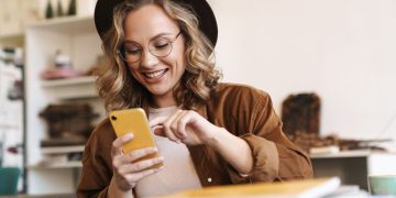 Labiausiai prisijungusi ir mobili Z karta: kaip ji keičia technologijų industriją?