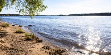 Planuojantiems ilgesnį Žolinės savaitgalį: kur nuvykti ir kaip atrasti laisvesnį paplūdimį ar parką?