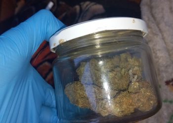 Sulaikyti du policijai gerai žinomi asmenys įtariami disponavimu narkotinėmis medžiagomis