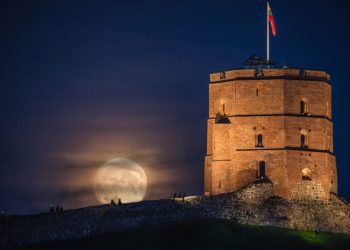 Pasaulinę turizmo dieną Vilnius kviečia į žygį „700“ trasa ir išgirsti dar nepapasakotas NATO viršūnių susitikimo istorijas