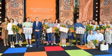 Apdovanoti gražiausių sodybų šeimininkai