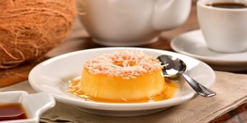 Populiarėjant augalinės kilmės produktams dietologė ragina neatsisakyti karvės pieno: kodėl svarbu ne tik vaikams gerti stiklinę per dieną