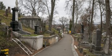 Vėlinių savaitės eismo pokyčiai prie Vilniaus kapinių