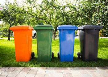 Vilniaus rajono atliekų turėtojams ir toliau dalinami rūšiavimo konteineriai