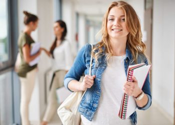 Vilniaus rajonas toliau skirs stipendijas reikalingiausių profesijų studentams