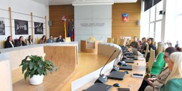 Darbinis pasitarimas su vaiko teisių apsaugos atstovais