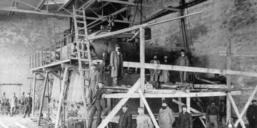 Lankymui atveria pasivaikščiojimo taką ant elektrinės garo katilų