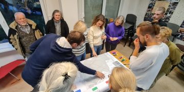 Gyventojai rinkosi į kūrybines dirbtuves skirtas Pasakų parkui