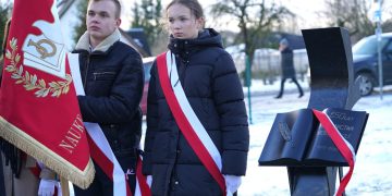 Maišiagalos švietimo 250 metų jubiliejų įamžino atminimo lenta ir knyga