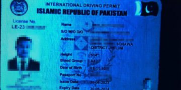 Pakistanietis pateikė suklastotą vairuotojo pažymėjimą