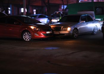 Prieš šventes pasipila ir smulkios avarijos: ką svarbu atminti vairuotojams