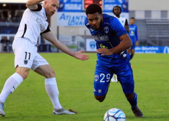 Prisijungs Martinikos rinktinės gynėjas