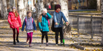 Vaiko teisių gynėjai: svarbu, kad tėvai žinotų, ką veikia ir kur yra jų vaikai