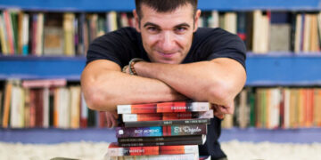Vaikų ir jaunimo bestselerių autorius ispanas Eloy Moreno: „Viskas gali būti normalu ar ypatinga“