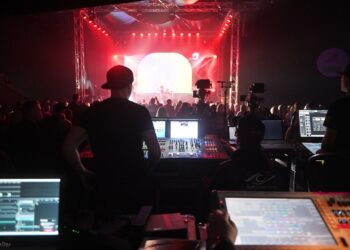 „Muzikos salės“ scenoje – aukščiausio lygio techniniai sprendimai