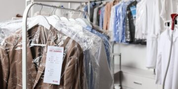 Lietuvių įprotis, kurį sunku išmušti: kaip tinkamai išvalyti žiemos drabužius?