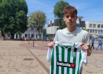 Naujam sezonui e-futbolo komandą papildė lygos čempionas