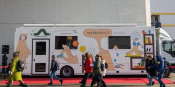 Netradicinė biblioteka – bibliobusas – atveš skaitymo džiaugsmą gyvenantiems toliau nuo Vilniaus centro