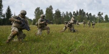 Karių savanorių pratybos Trakų rajono teritorijoje