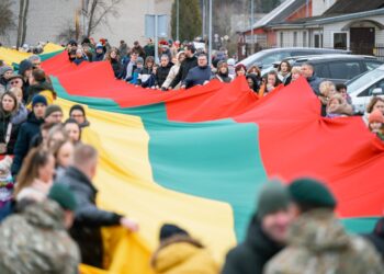 Iškilmingas Vasario 16-osios minėjimas Nemenčinėje