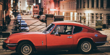 6 būdai investuoti netradiciškai: nuo monetų iki automobilių