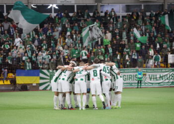 Starte namuose – šešių įvarčių trileris