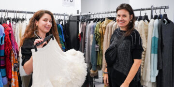 Moterų bendruomenė ir Lietuvos dizaineriai surengė mugę: didins kūrėjų žinomumą už Lietuvos ribų