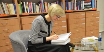 Trakų bibliotekoje – pažintis su pietų aukštaičių žodynais