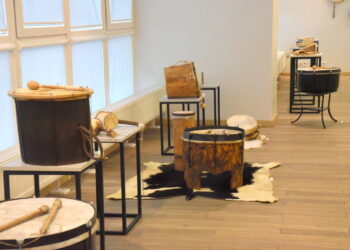 Pažintis su lietuvių liaudies mušamaisiais instrumentais