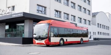 Pirmoji dalis aplinkai draugiškų troleibusų sostinės gatves pasieks rugpjūtį