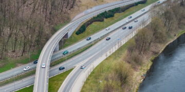 Nuo sekmadienio atnaujinamas eismas A. Goštauto g. estakada