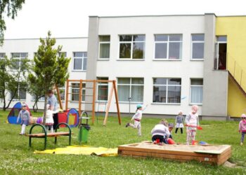 Vilniaus rajonas toliau sprendžia darželių trūkumą – praplės 3 įstaigas